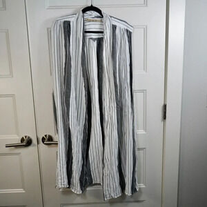 Moon of Morocco White and Black Caftan One Size